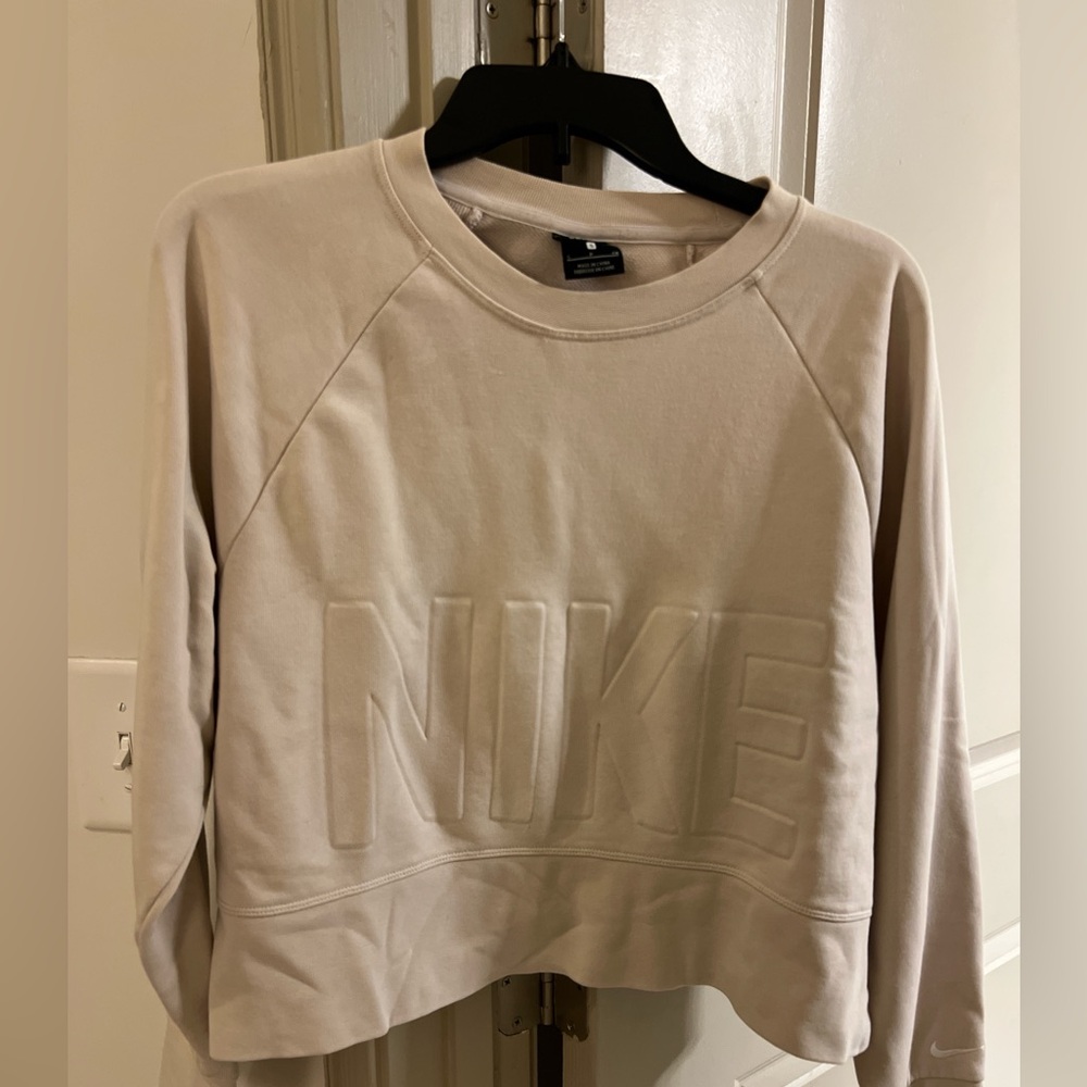 Nike Cream Crewneck Sweatshirt